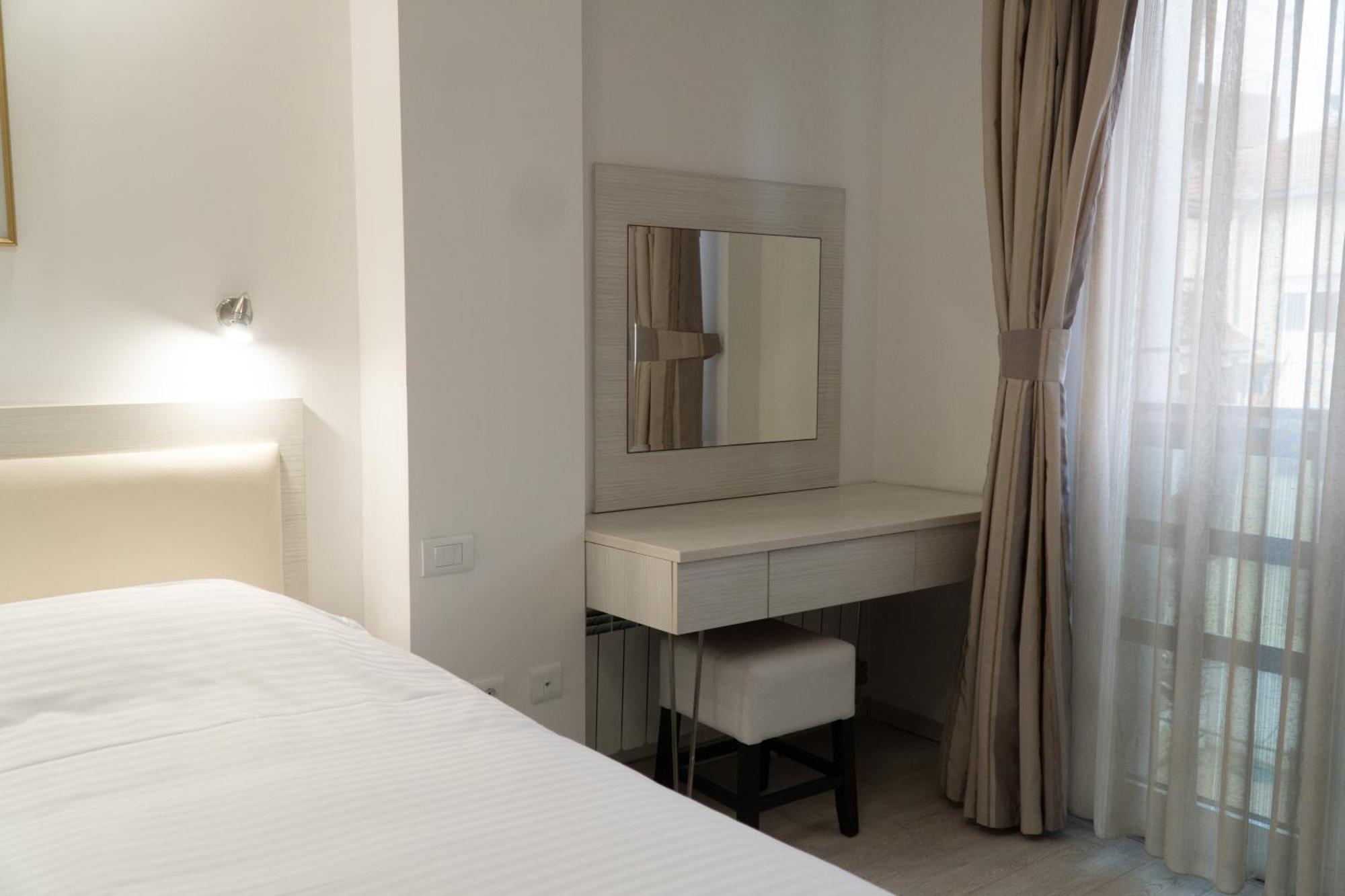 Sienna Apartments Üsküp Dış mekan fotoğraf